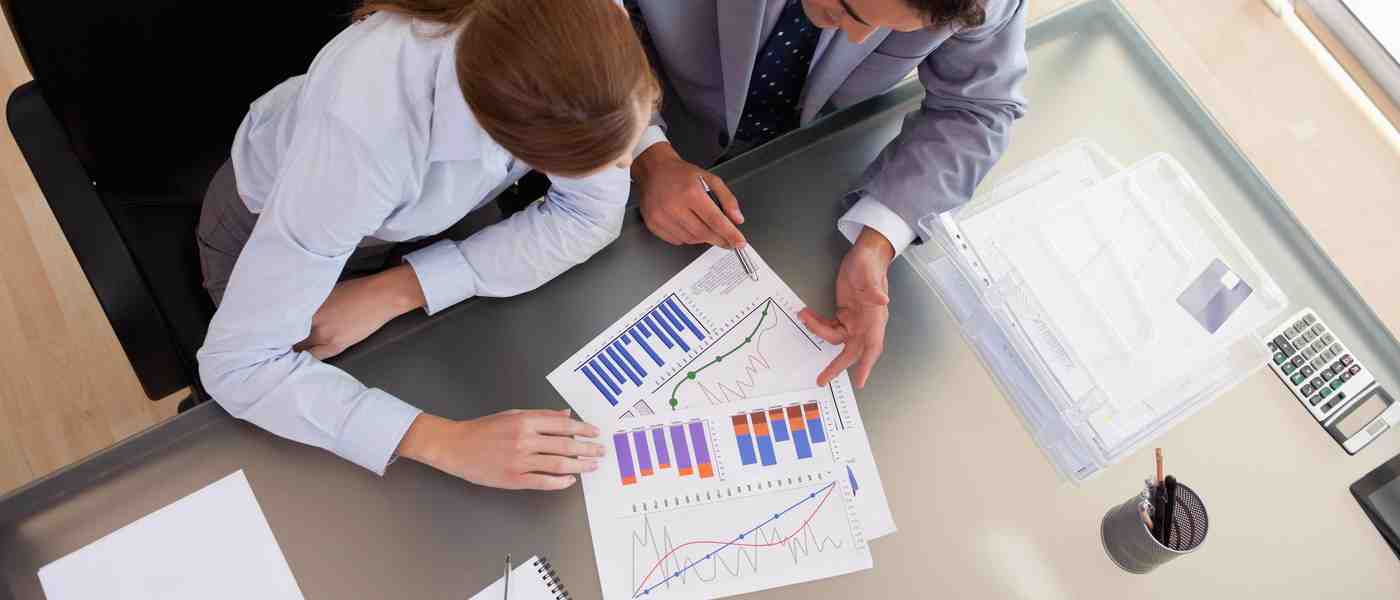 6 Ways Consultants Can Use Digital Marketing to Thrive in an AI World