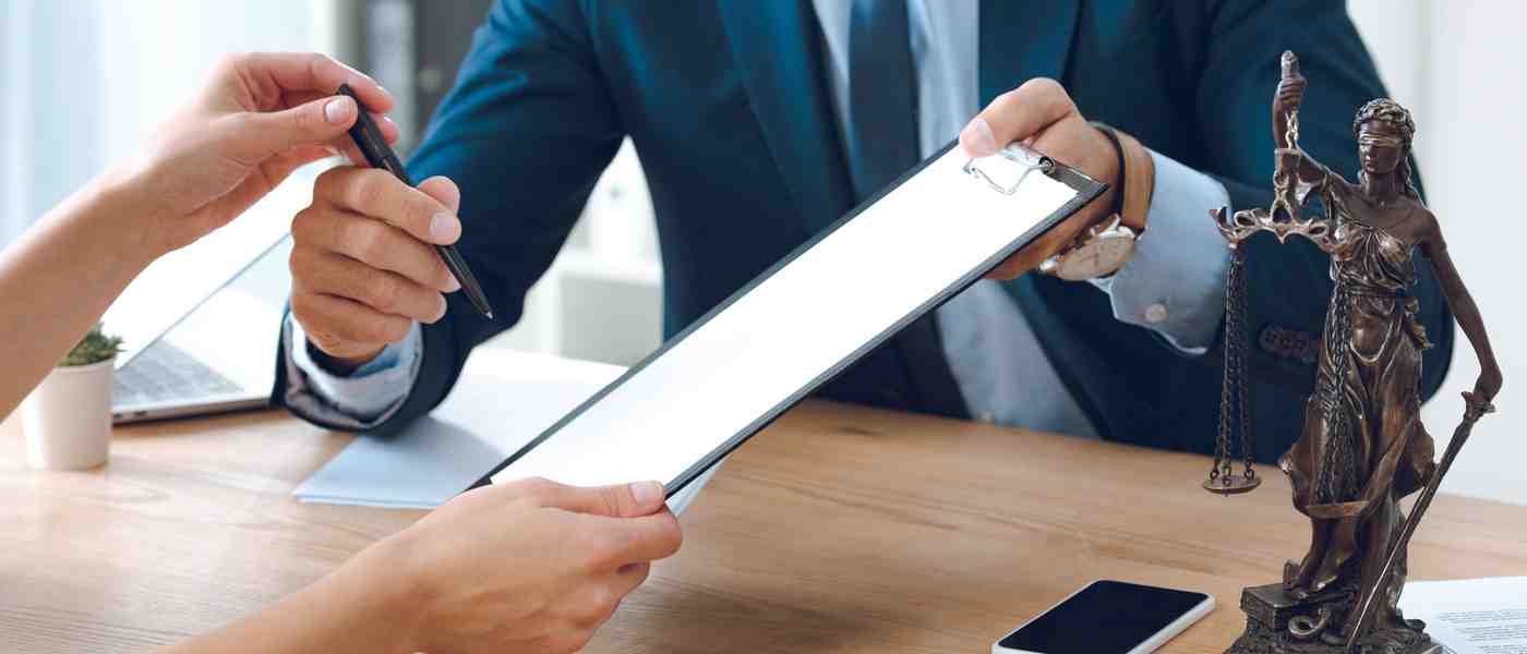 19 Conversion Tips for Personal Injury Law Firms (For 2025)