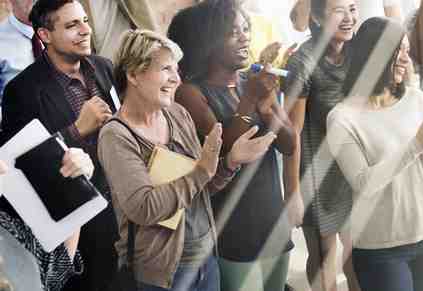 7 Digital Marketing Tips For Nonprofits to Boost Conversions (And Strengthen Community)