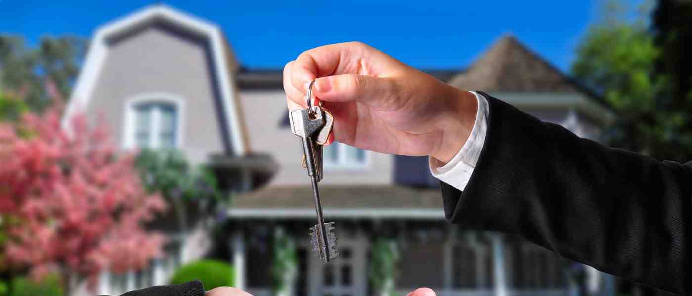The Real Estate Agent Lead Magnet Playbook: Attract a Flood Of Leads That Turn Into Paydays