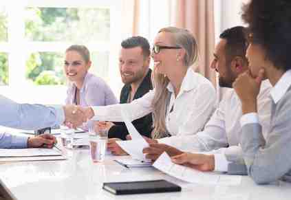 5 Reasons Why Your Staffing Agency's LinkedIn Strategy Isn't Landing Big Clients (And Quick Fixes)