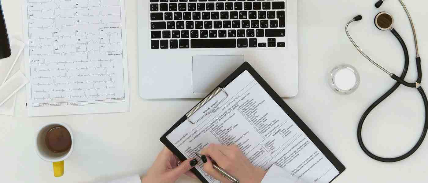 Social Media Growth Hacks for Urgent Care Clinics