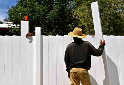 3 Useful Tips for Growing Your Fencing Company With Digital Marketing