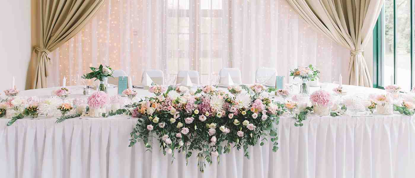 5 Tips for Using Google My Business to Attract New Customers to Your Wedding Venue
