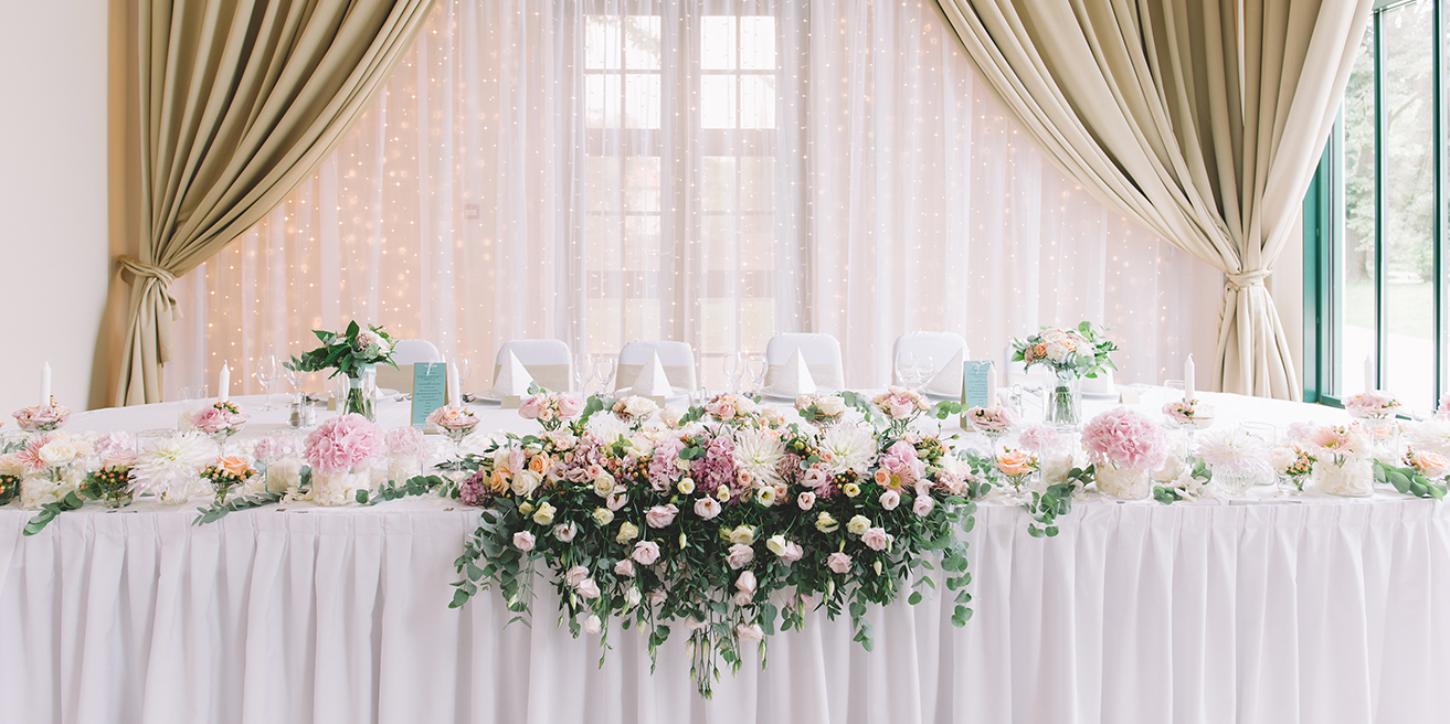 5 Tips for Using Google My Business to Attract New Customers to Your Wedding Venue