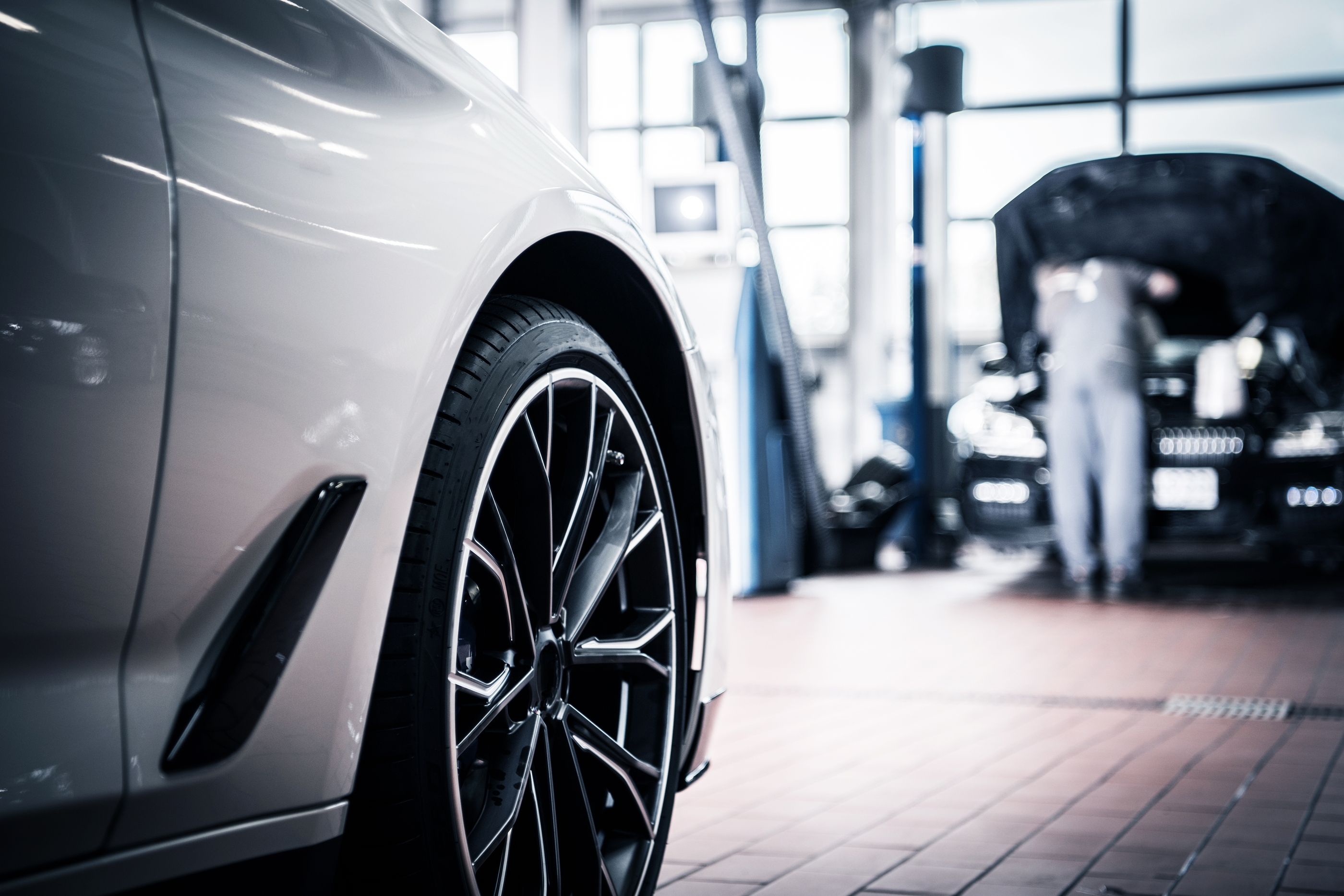 Social Media Tips to Attract More Auto Service Customers