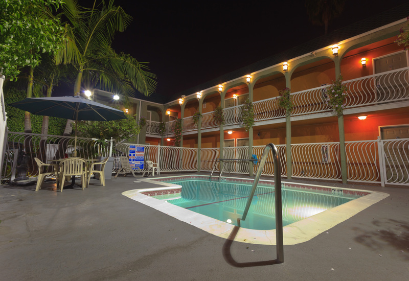 From Drive-By to Check-In: How to Turn Passing Traffic Into Motel Guests