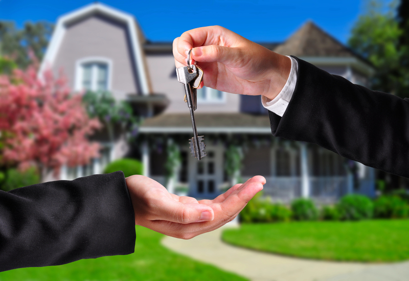 5 Proven Ways Real Estate Agents Can Stand Out In Saturated Markets