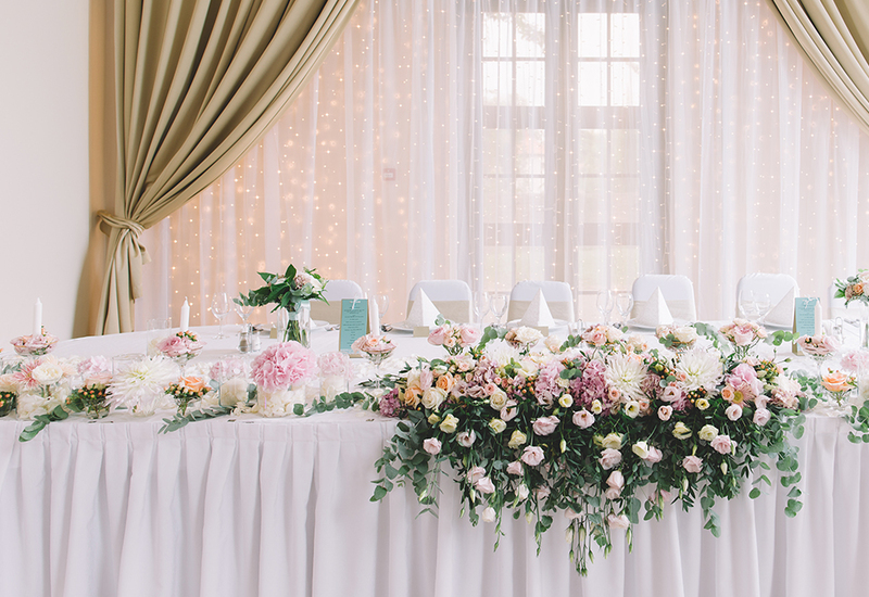 5 Tips for Using Google My Business to Attract New Customers to Your Wedding Venue